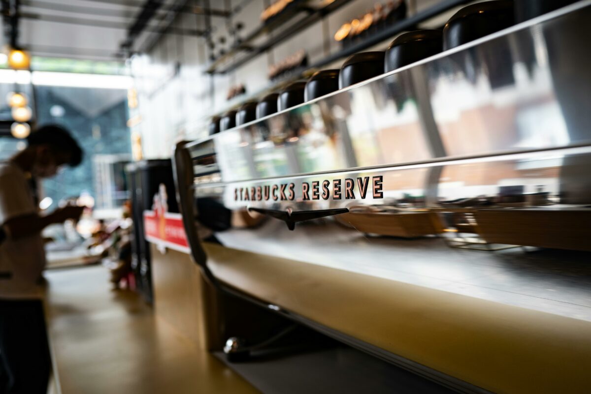 Starbucks-ul secret al CIA: cea mai discretă cafea din lume se bea la Langley