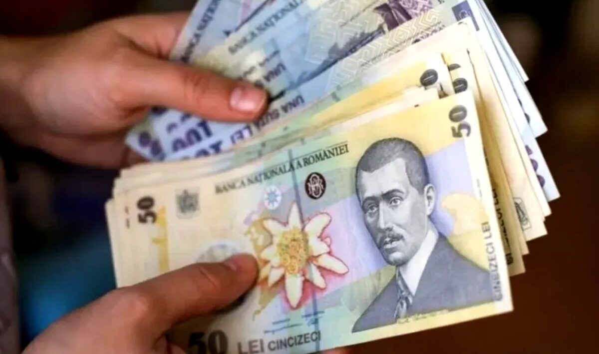 Salariile mici din România. Domeniile unde munca abia se mai plătește
