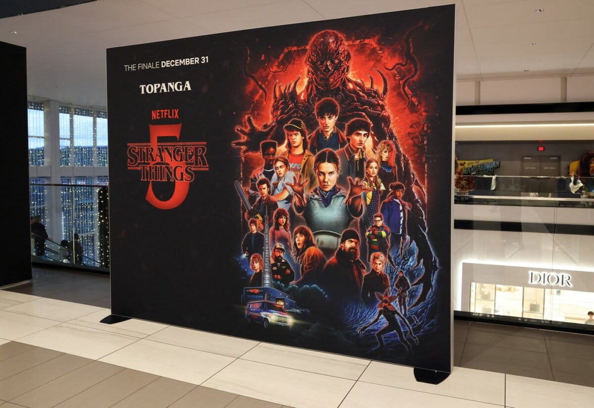 Imagine Stire „Stranger Things” doboară record după record. Serialul aduce o reușită impresionantă și pentru Netflix | 2review.ro
