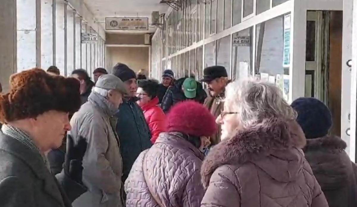 Taxa care trebuie plătită până la sfârșitul lunii ianuarie. Șoferii pot rămâne fără locul de parcare