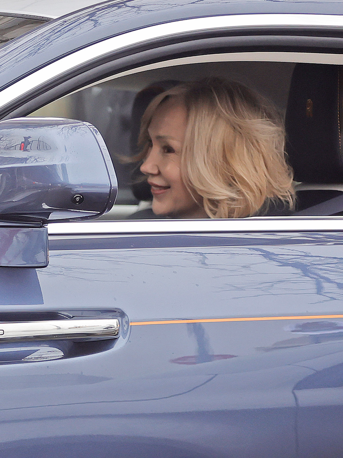 Aliona Bostan a răvășit Capitala cu apariția la volanul bolidului său de 770.000 de euro