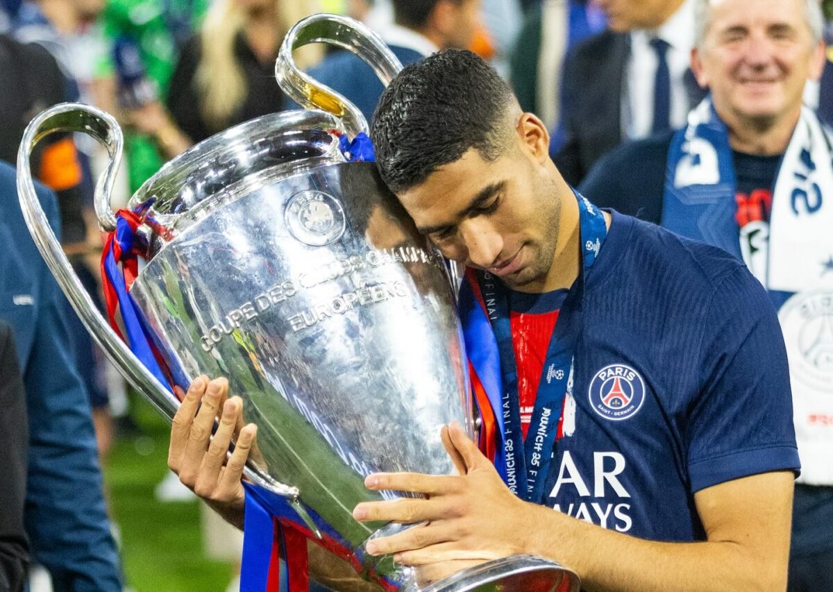 Imagine Stire Fotbalistul care a ales între mamă și soție. Povestea lui Achraf Hakimi și a actriței Hiba Abouk | 2review.ro