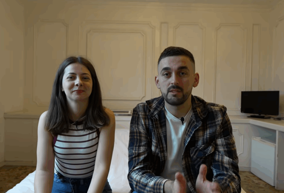 Influenceri români, arestați în Rusia! Motivul pentru care au primit o interdicție de 50 de ani în țara lui Putin: „Știu unde ai fost”