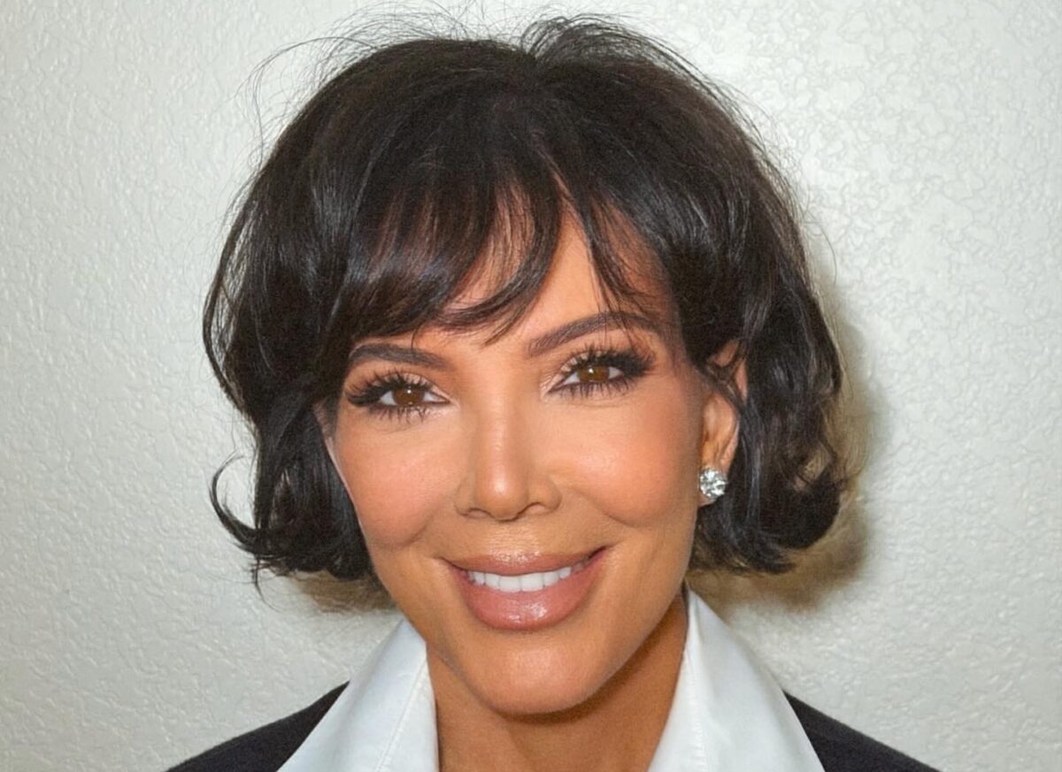 Imagine Stire Kim Kardashian rupe tăcerea despre „Photogate”-ul cu Harry și Meghan de la aniversarea de 70 de ani a lui Kris Jenner | 2review.ro