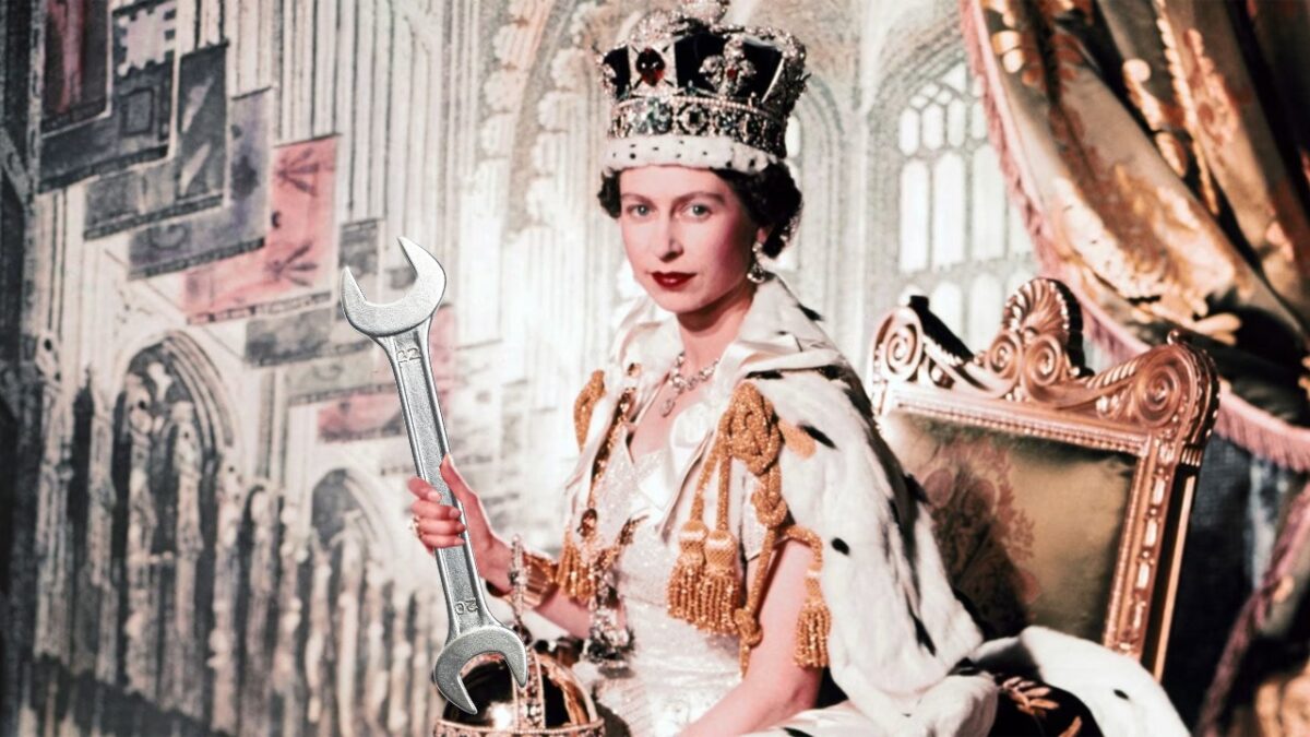 Imagine Stire Regina Elisabeta a II-a a fost mecanic auto în Al Doilea Război Mondial. Povestea reală a tinereții sale | 2review.ro