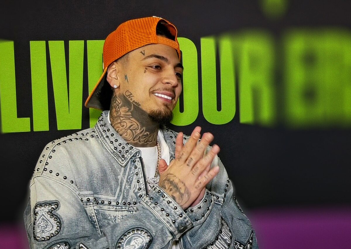 Imagine Stire Albert NBN: „Un contract puternic peste Ocean”! Artistul are ghinion în dragoste, dar a bifat jackpotul în carieră | 2review.ro