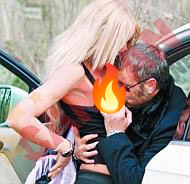 Bianca Drăgușanu și Cătălin Botezatu, pasionali în pădure la Băneasa