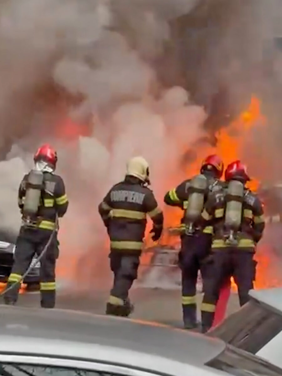 Răzbunare pentru 30 de euro. Un ucrainean a incendiat casa românului care îl găzduia