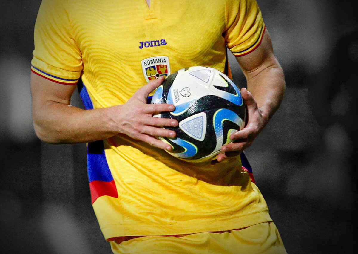 Imagine Stire Mijlocaș de la Rapid, implicat într-un accident rutier! A lovit o femeie cu mașina și a fugit de la fața locului | 2review.ro