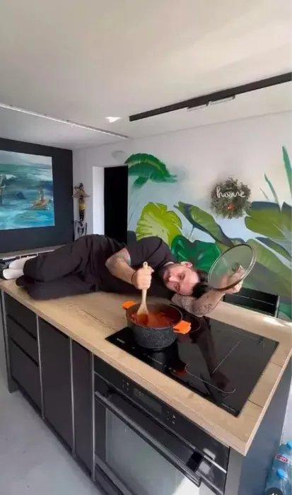 Cum arată casa în care locuiesc Maria Pitică și Oase, câștigătorii Power Couple. SURSA FOTO: Social media