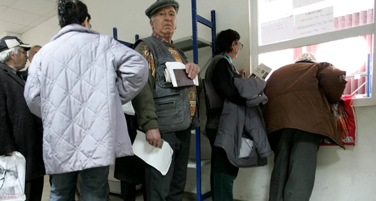 Câți ani trebuie să ai munciți pentru pensie în 2026. Stagiul minim de cotizare explicat