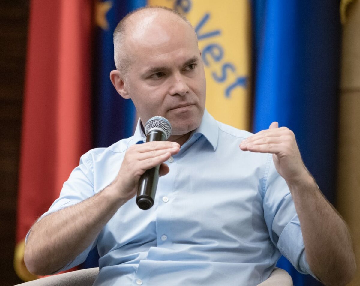 Drama neștiută a lui Daniel Funeriu. Abia acum a avut curajul să vorbească: ”De ce tocmai mie și surorii mele ni s-a întamplat asta?”