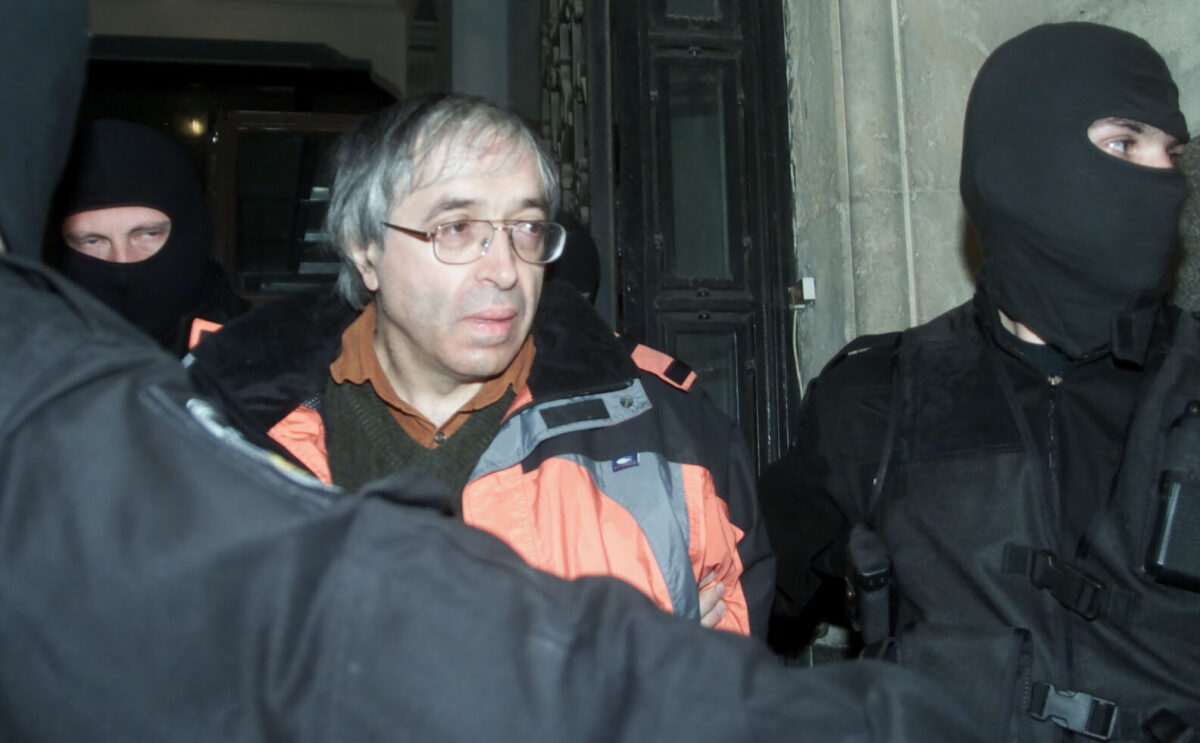 Imagine Stire Povestea de viață a lui Gregorian Bivolaru: de la folclorul tranziției la dosare penale | 2review.ro