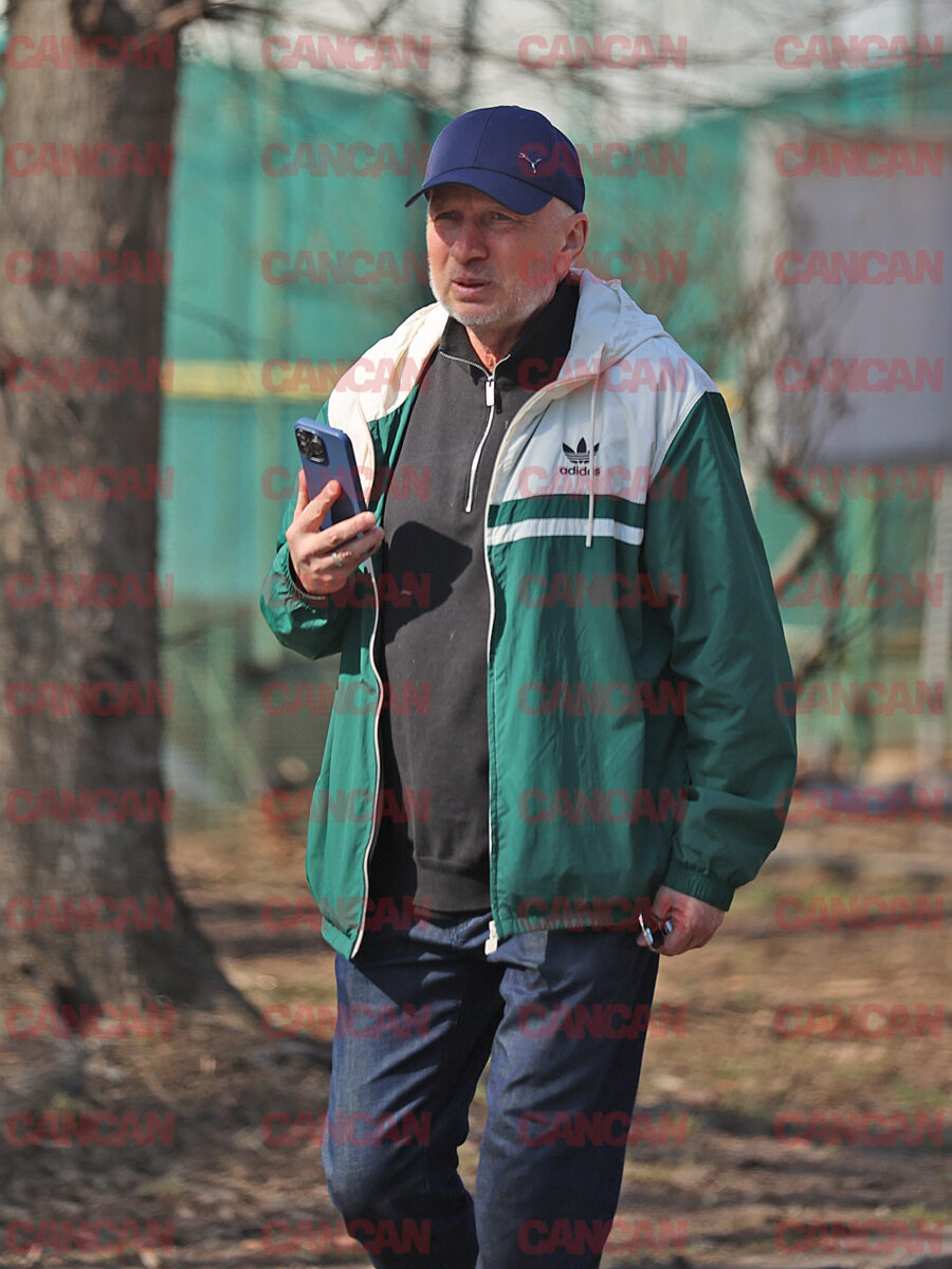 Dan Petrescu, apariție relaxată pe Șoseaua Nordului