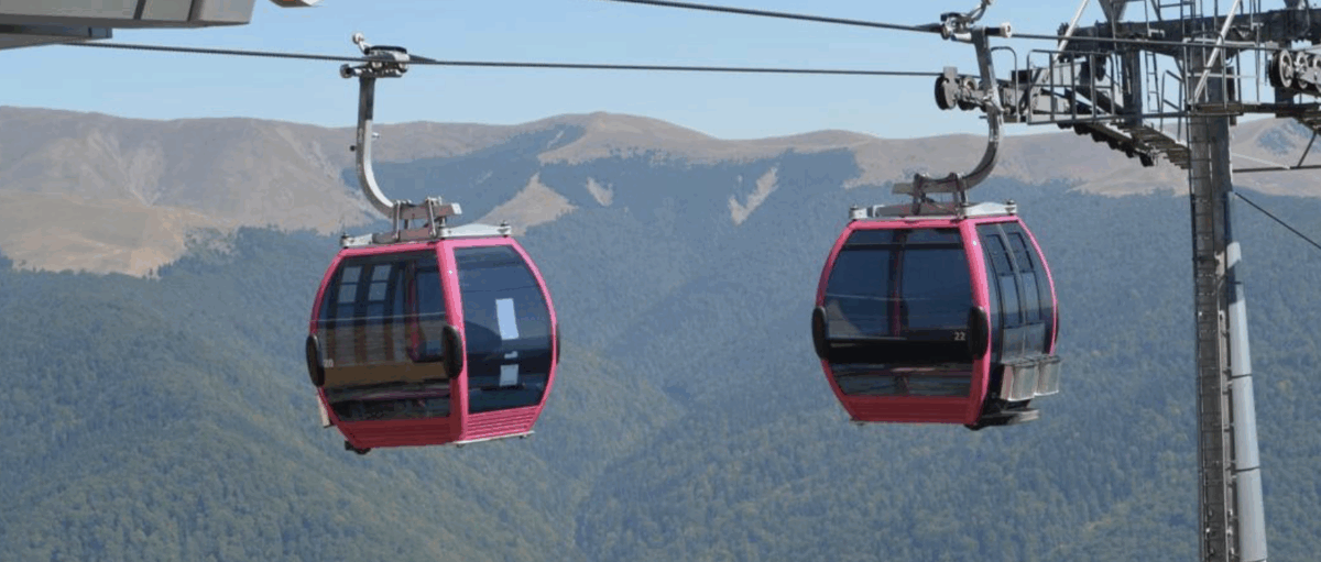 Reduceri uriașe la Postăvaru la final de sezon! Cât plătești pentru telecabine și telescaune