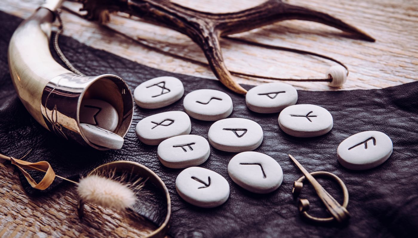 Horoscop rune azi, 24 martie 2026. Mesajul transmis de runa Perthro