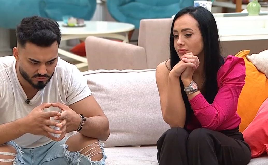 Jador și Ella Tina. Sursă: Captură YouTube