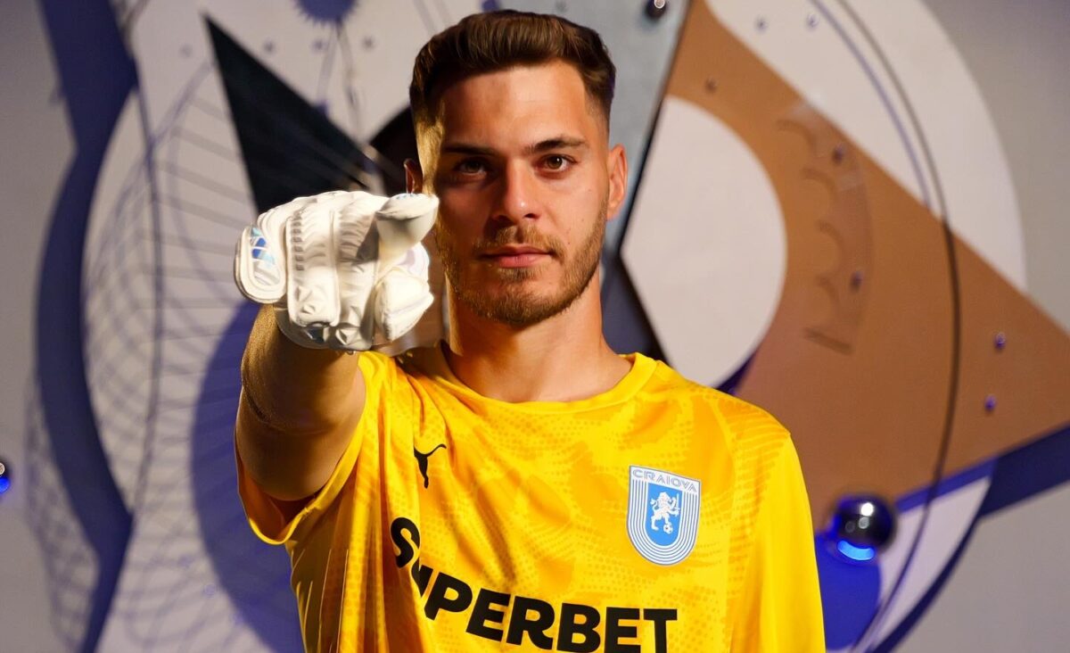 Imagine Stire Din vacanță la națională în câteva ore: cum i-a fost „stricat” concediul Alexandrei Popescu, soția proaspătului portar de națională | 2review.ro