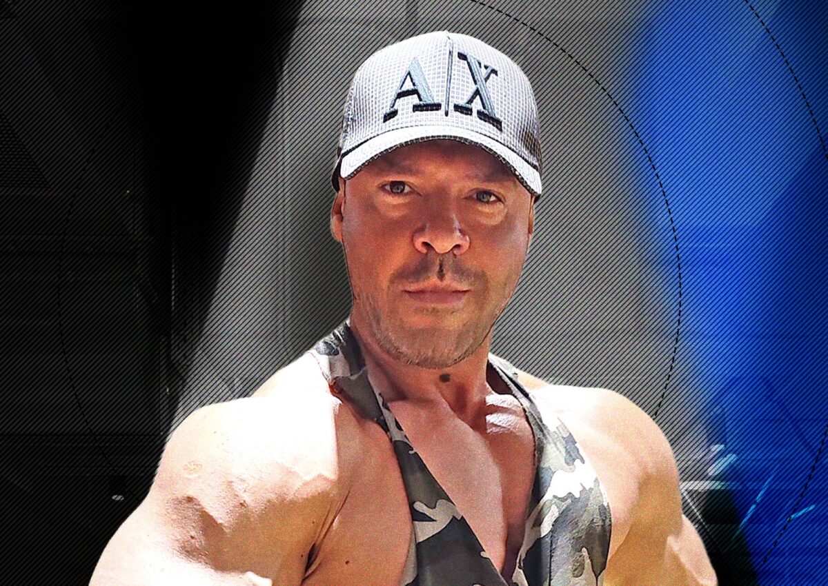 Imagine Stire Cornel Păsat, în doliu. Ziua a început pentru celebrul coregraf cu o veste devastatoare: „Avea probleme cu inima” | 2review.ro