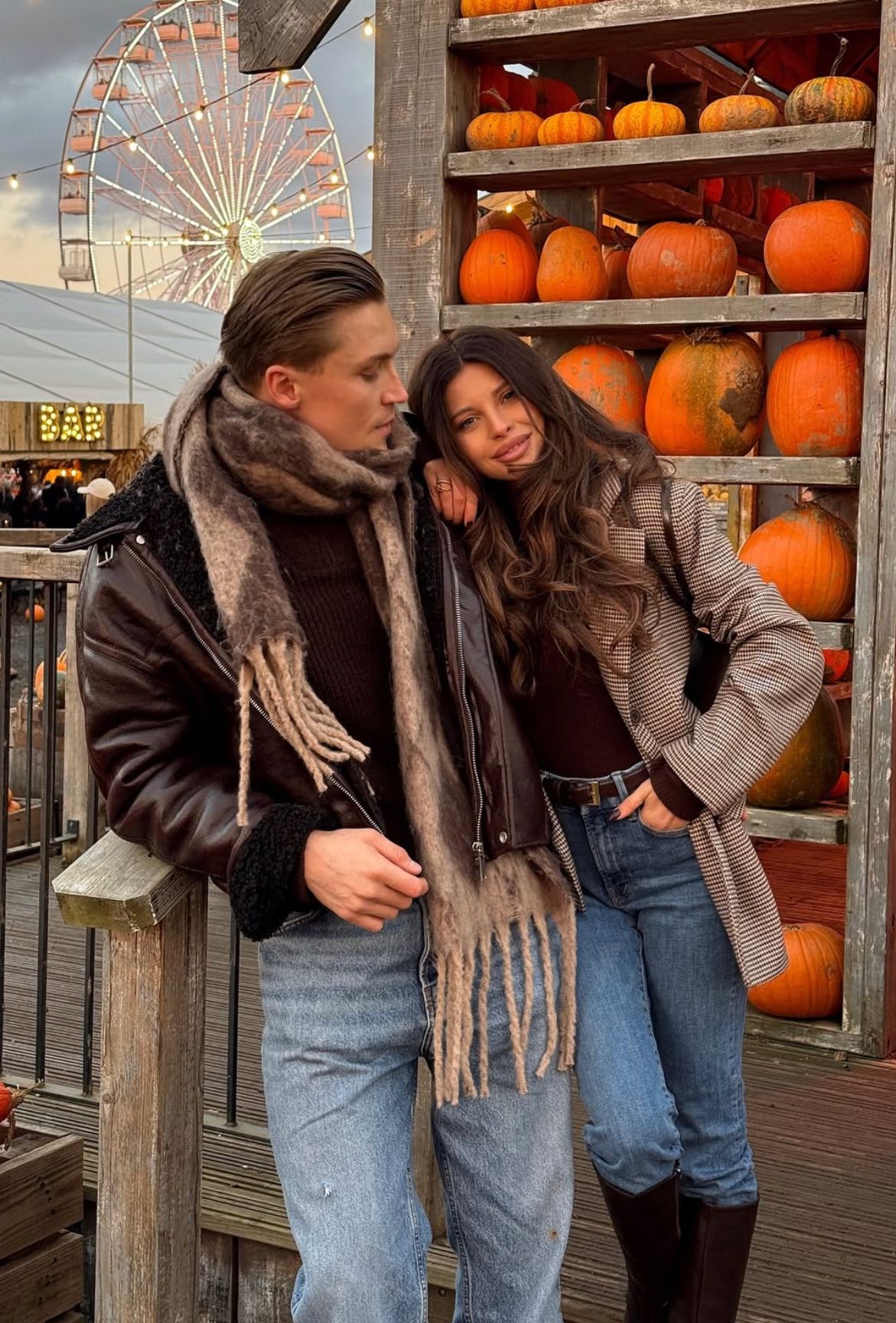 Influencerița și iubitul ei știu exact ce vor face dacă vor câștiga marele premiu