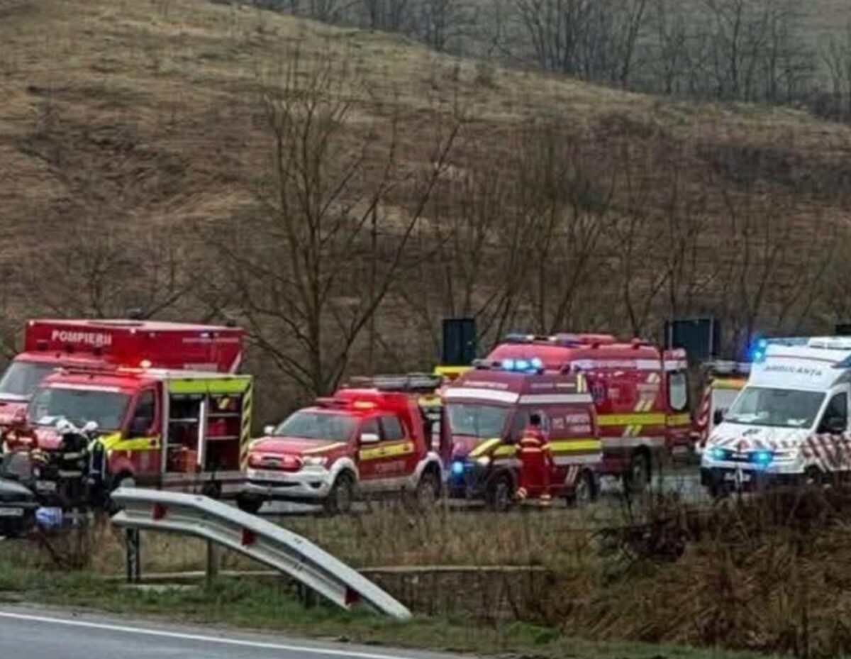 Tragedie în Cluj: Cinci persoane au murit în urma unui accident rutier în care au fost implicate două camioane și un autoturism