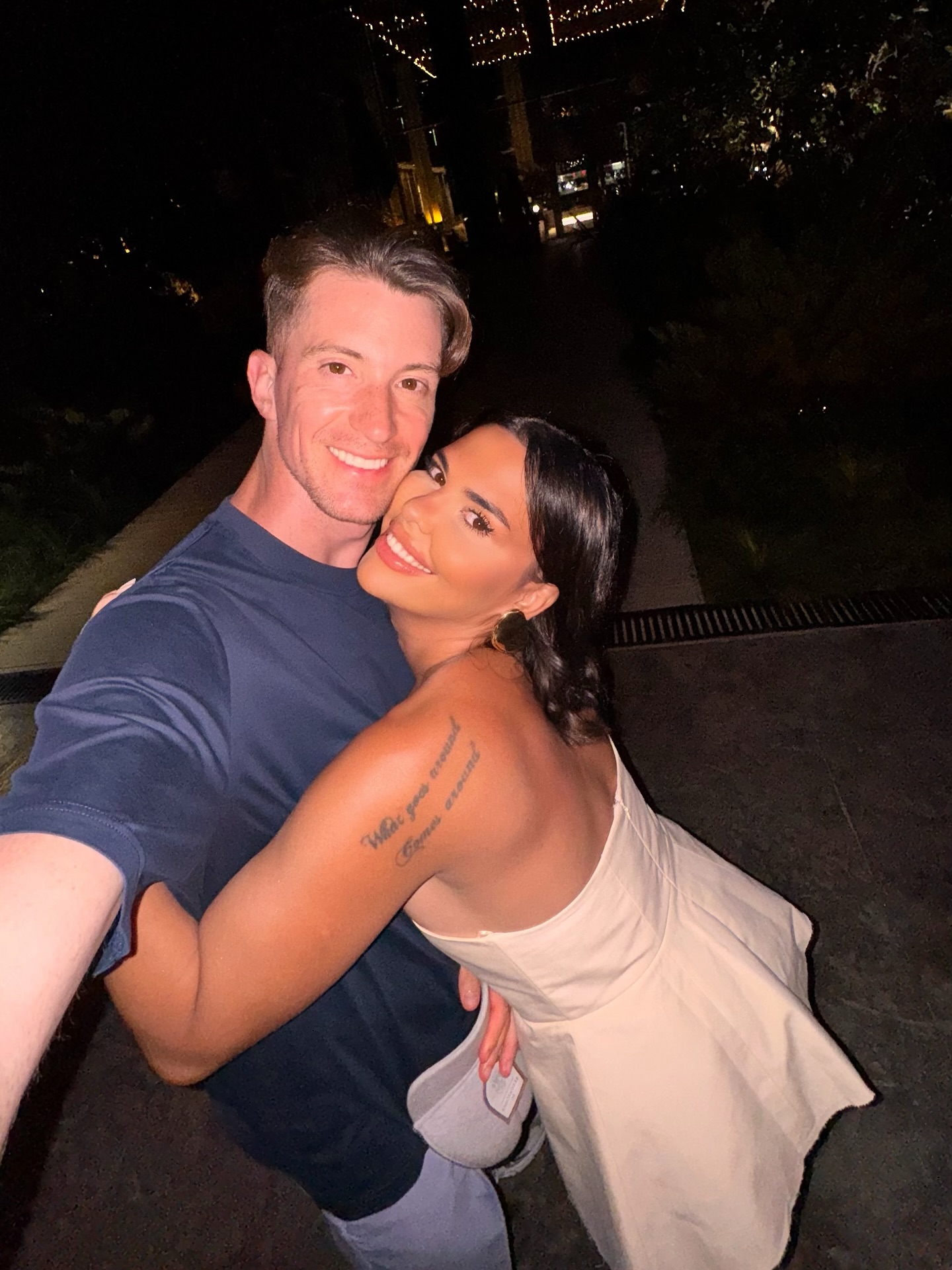 Fosta dansatoare și Rareș vor să facă totul ca la carte pentru a le fi bine celor trei copii