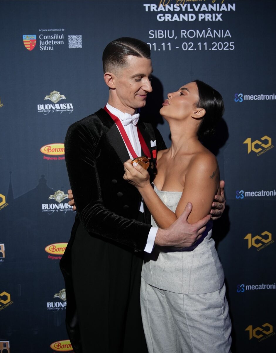 La cine vor rămâne cei 3 copii, după divorțul dintre Andreea Popescu și Rareș Cojoc? Separarea s-a decis la notar, de comun acord