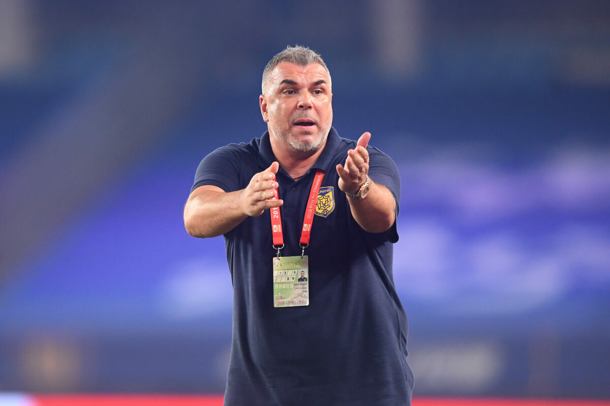 Cât costă casa din Dubai a lui Cosmin Olăroiu. Selecționerul Emiratelor Arabe Unite are o avere impresionantă