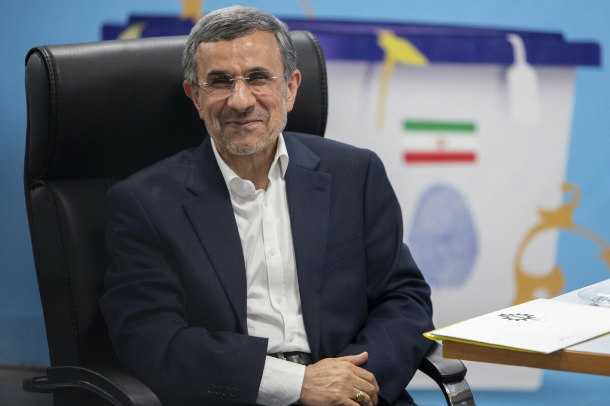 Doliu în Iran! Fostul preşedinte Mahmoud Ahmadinejad a murit într-un atac aerian asupra Teheranului