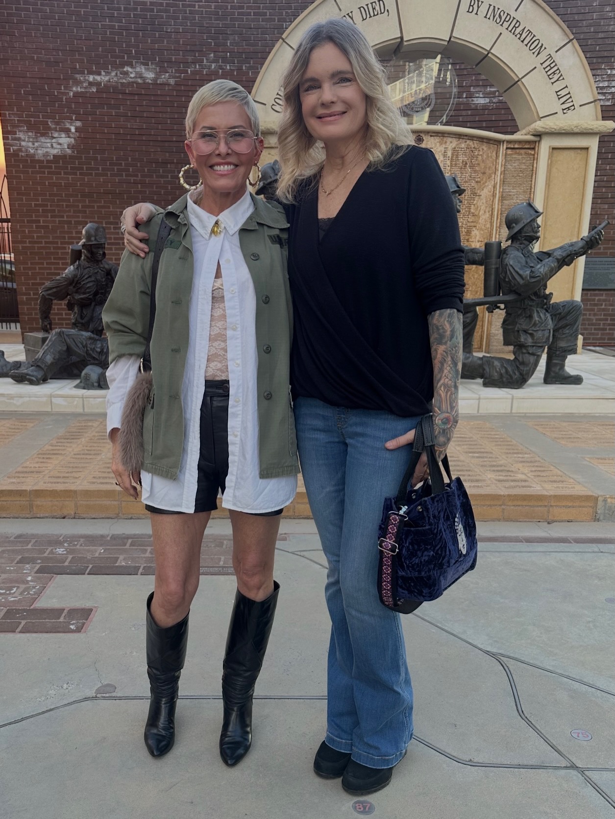 Erika Eleniak și Nicole Eggert/ Sursa: Instagram