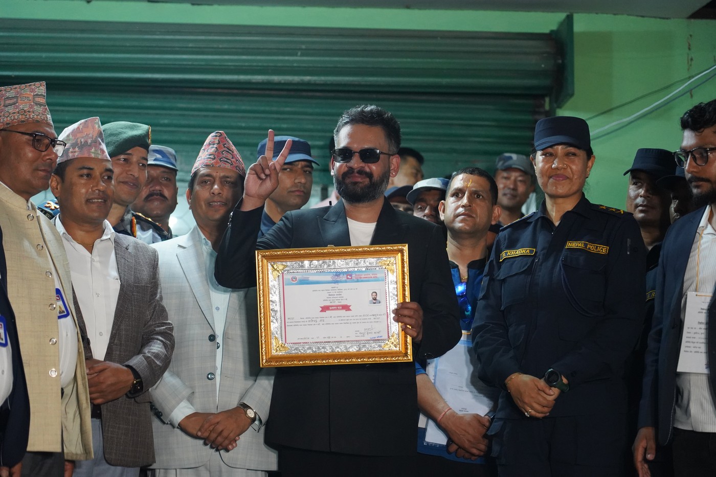 Premierul Nepalului va fi Balendra Shah. Cum a ajuns un rapper în vârstă de 35 de ani să-l învingă pe Sharma KP Oli