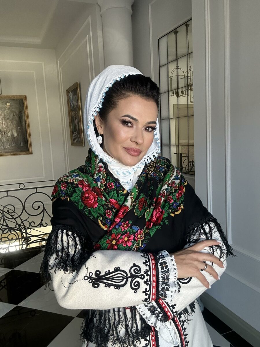 Imagine Stire Cum arată conacul de la țară al Olguței Berbec. Imagini rare cu vila din Mehedinți | 2review.ro