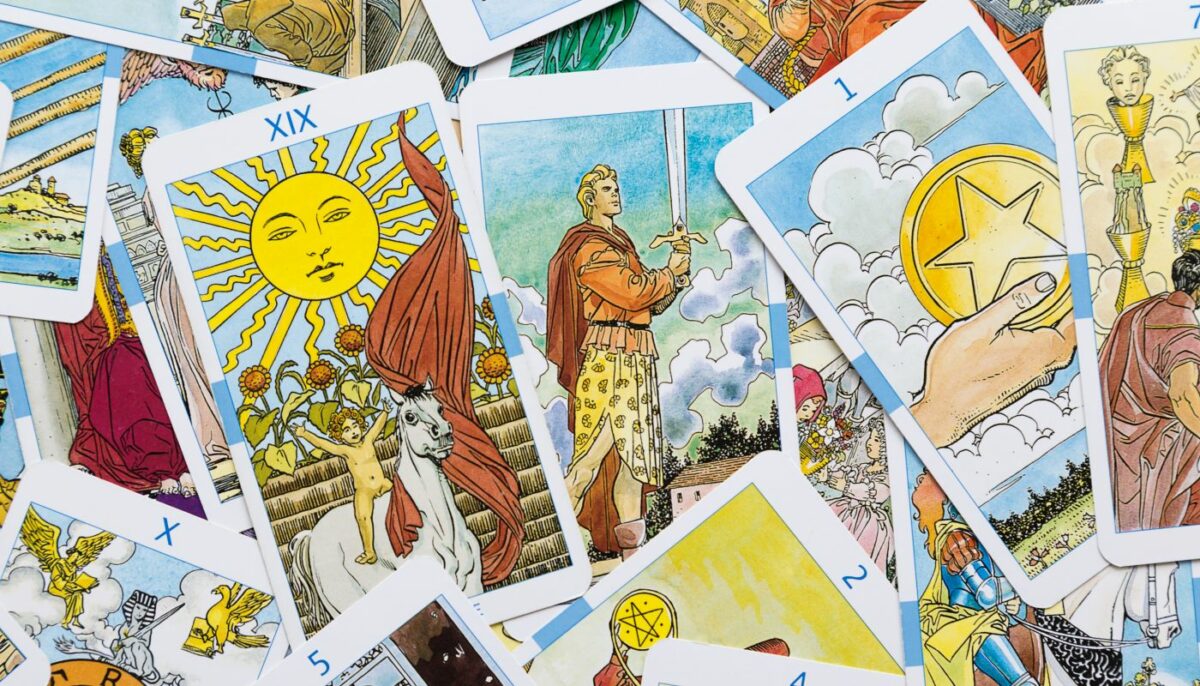 Imagine Stire Cartea de Tarot de azi, 9 aprilie 2026. Judecata, guvernată de Pluto, îți arată că e timpul pentru o schimbare uriașă | 2review.ro