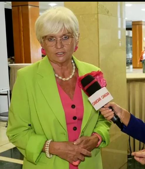 Monica Tatoiu și-ar fi dorit să fie designer vestimentar