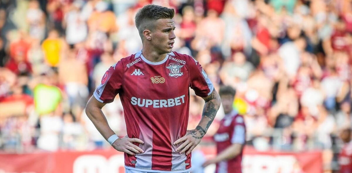 Imagine Stire Rapid, lovită din plin: Petrila aproape de ruptură totală după meciul cu Dinamo. Claudiu a plâns de durere | 2review.ro