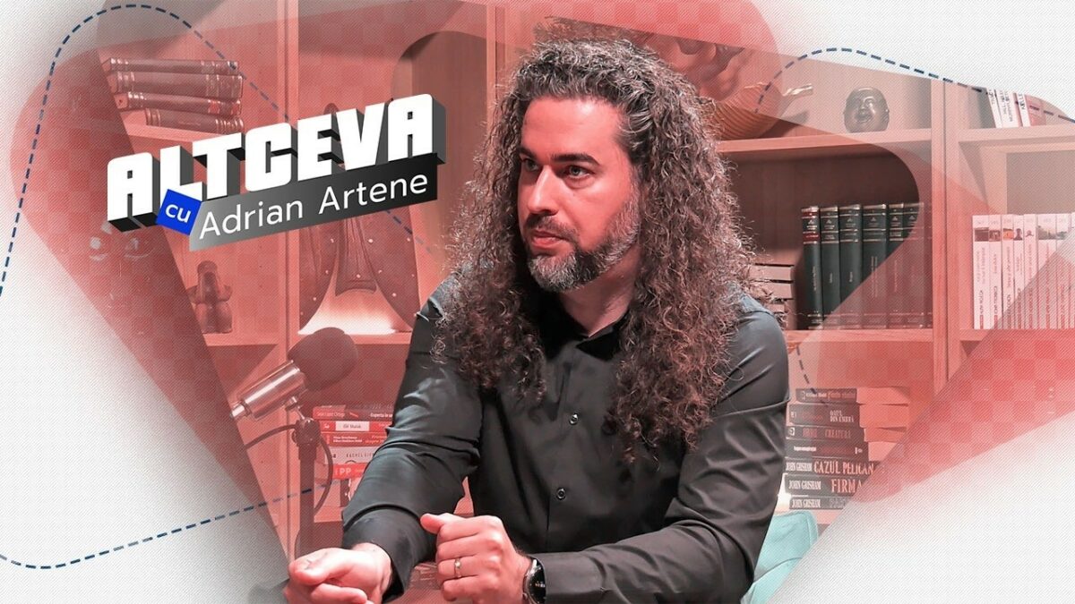 Imagine Stire Ce se întâmplă atunci când îți schimbi numele, potrivit numerologului Eduard Agachi: ”E puțin dificil” | 2review.ro