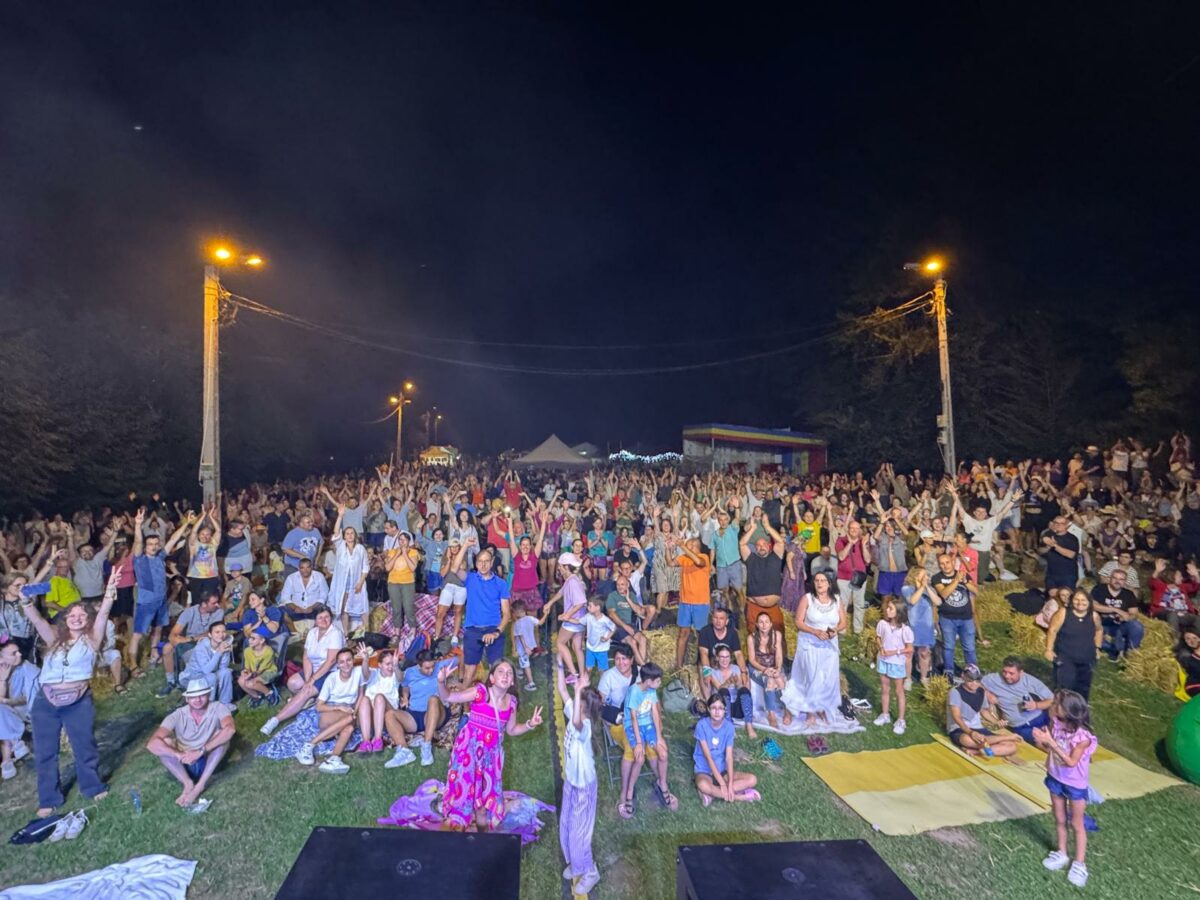 Festivalul Național de Folk Vama de la Munte