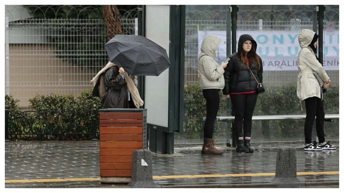 Imagine Stire Cum ne va afecta jetul polar care coboară spre România? Țara noastră, locul de contact dintre un ciclon și un anticiclon | 2review.ro