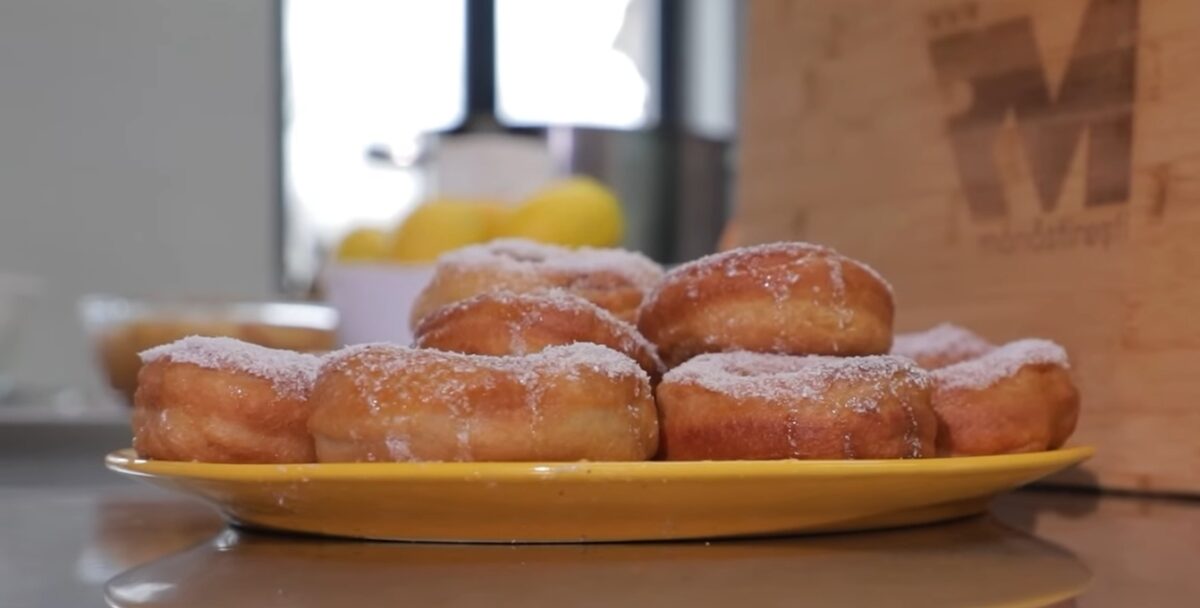 Imagine Stire Gogoși de post ca la mănăstire: rețeta maicii Filofteia de la Mănăstirea Turnu, gustul copilăriei în fiecare mușcătură | 2review.ro