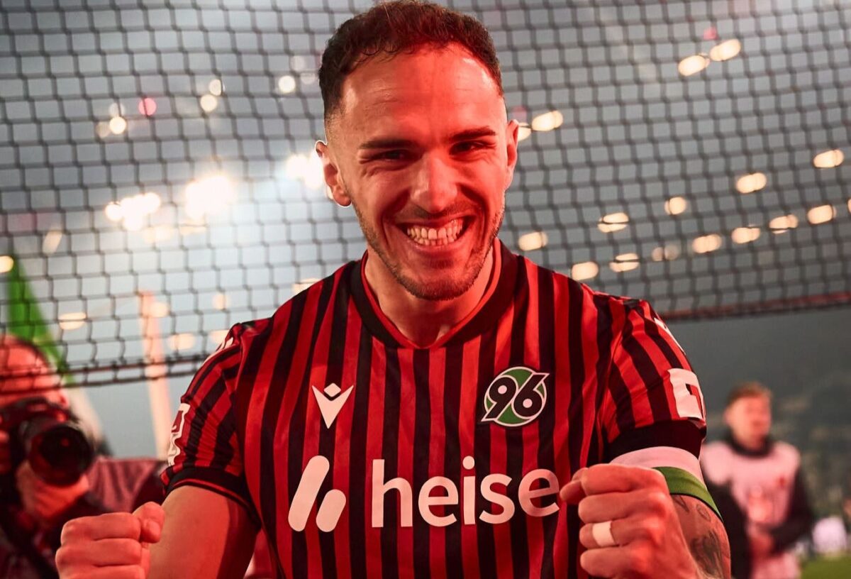 Imagine Stire Cine este Sandra Sonia Axinciuc, soția lui Virgil Ghiță, fundașul naționalei: viața lor în Germania și familia cu doi băieți | 2review.ro