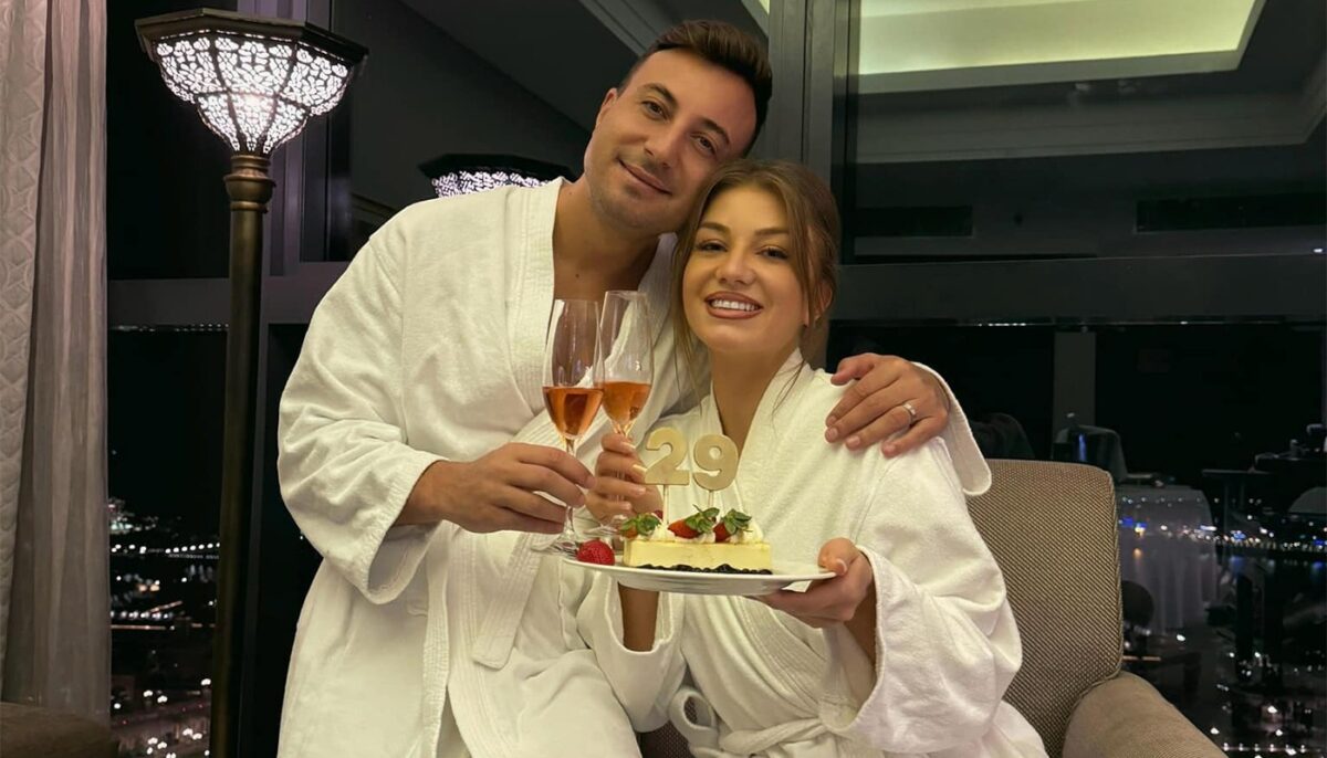 Imagine Stire Valentin Sanfira rupe tăcerea! Primele declarații despre divorțul de Codruța, în miez de noapte: „Omul alături de care am trăit peste șapte ani și jumătate…” | 2review.ro