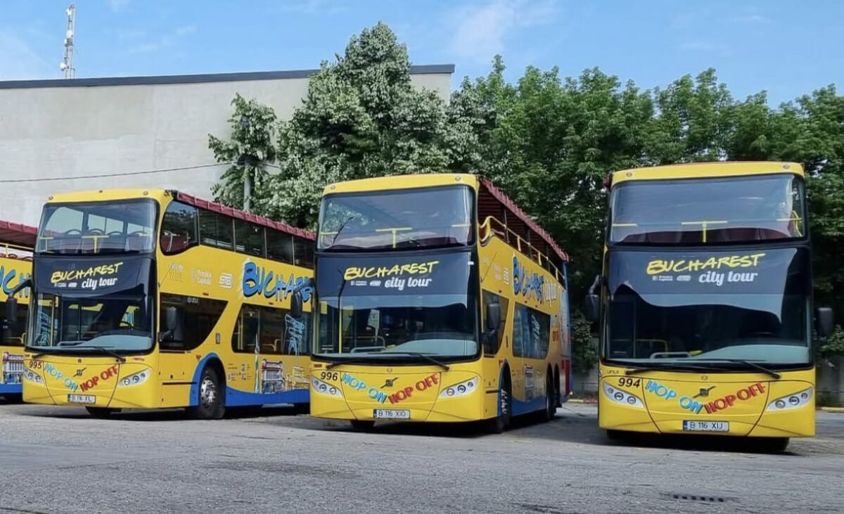 Imagine Stire Revin autobuzele turistice în București. Cât va costa un bilet de la 1 mai 2026 | 2review.ro
