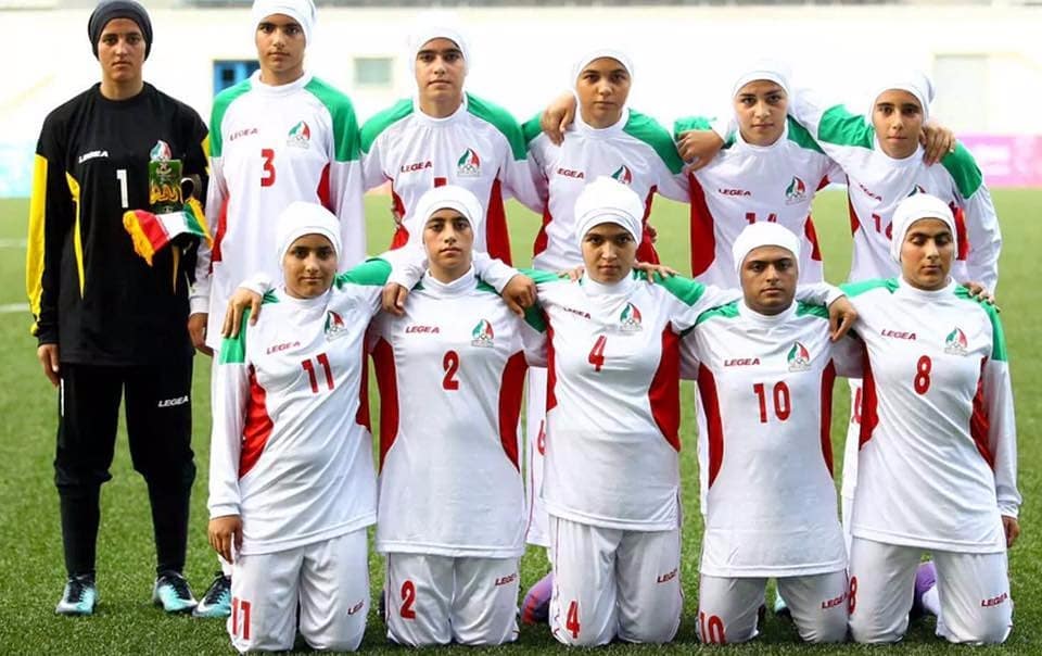 Imagine Stire Nu știai asta despre Iran: are echipă națională de fotbal feminin, iar două jucătoare au fugit și au cerut azil | 2review.ro