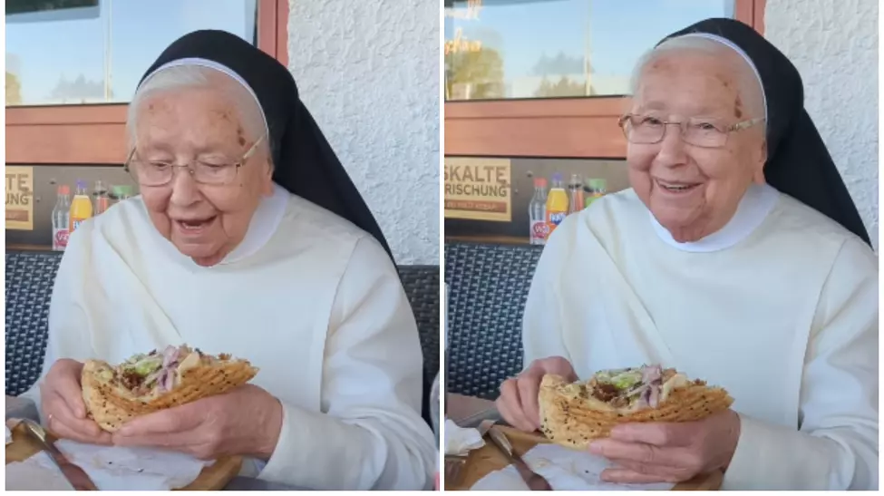 Imagine Stire O călugăriță de 92 de ani a mâncat primul kebap din viața ei. Imagini virale! | 2review.ro