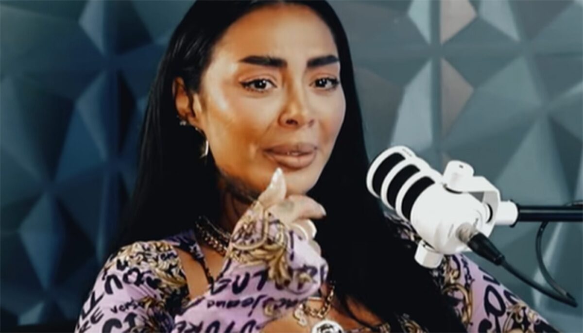 Imagine Stire Naba Salem, beată la podcast-ul lui Bursucu’? „M-a lăsat și Ceanu” | 2review.ro