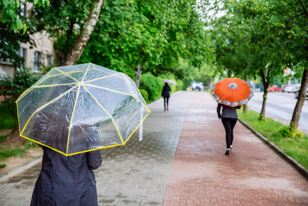 Imagine Stire Prognoza meteo azi, 1 mai 2026: minivacanța de Ziua Muncii începe cu lapoviță și ninsoare! Zonele în care vremea se dezlănțuie | 2review.ro