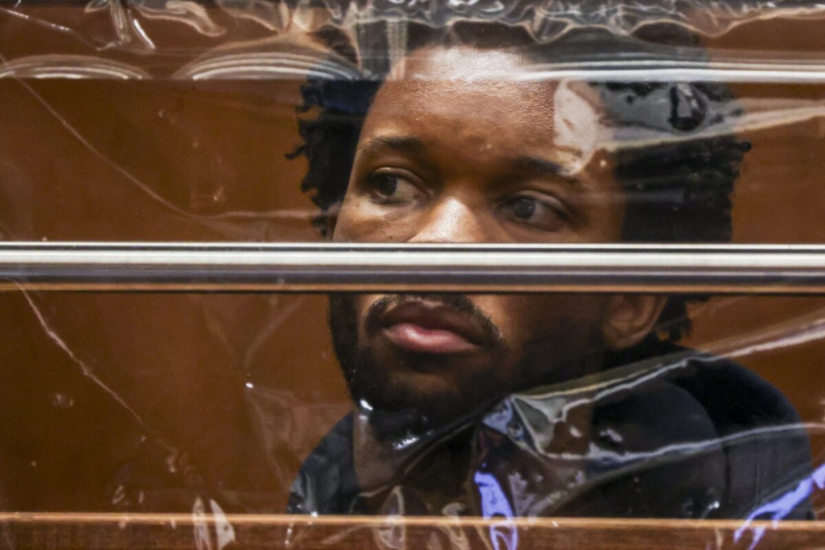 Imagine Stire Ce au descoperit procurorii în telefonul lui D4vd. Procesul vedetei, acuzate de crimă, se complică | 2review.ro