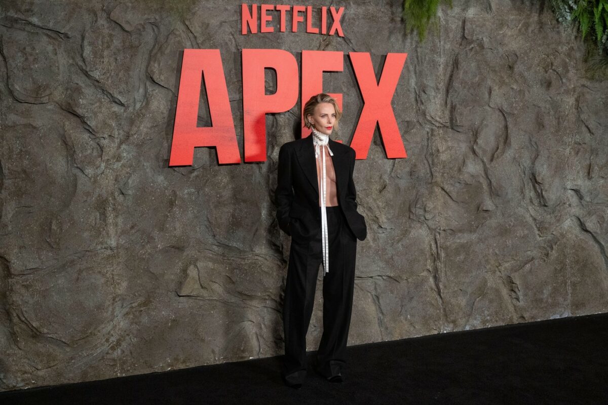 Imagine Stire Thrillerul cu care Netflix vrea să dea lovitura: Charlize Theron și Taron Egerton, în rolurile principale | 2review.ro