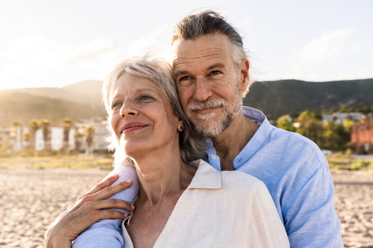 Imagine Stire Adevărul despre dragostea după 50 de ani. Psihologii explică de ce relațiile începute la maturitate sunt mai puternice | 2review.ro