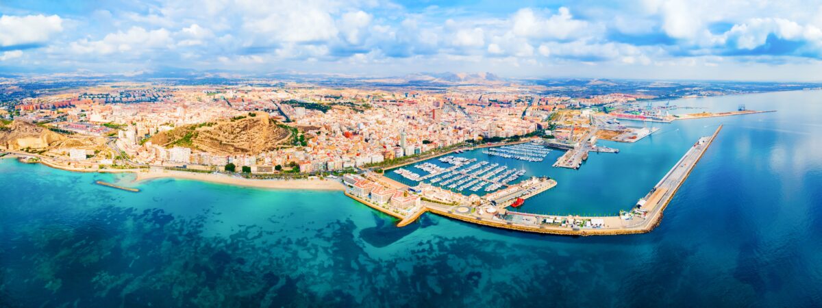 Imagine Stire Orașul din Europa care îi cucerește pe turiști în 2026. Destinația care urcă rapid în preferințe | 2review.ro